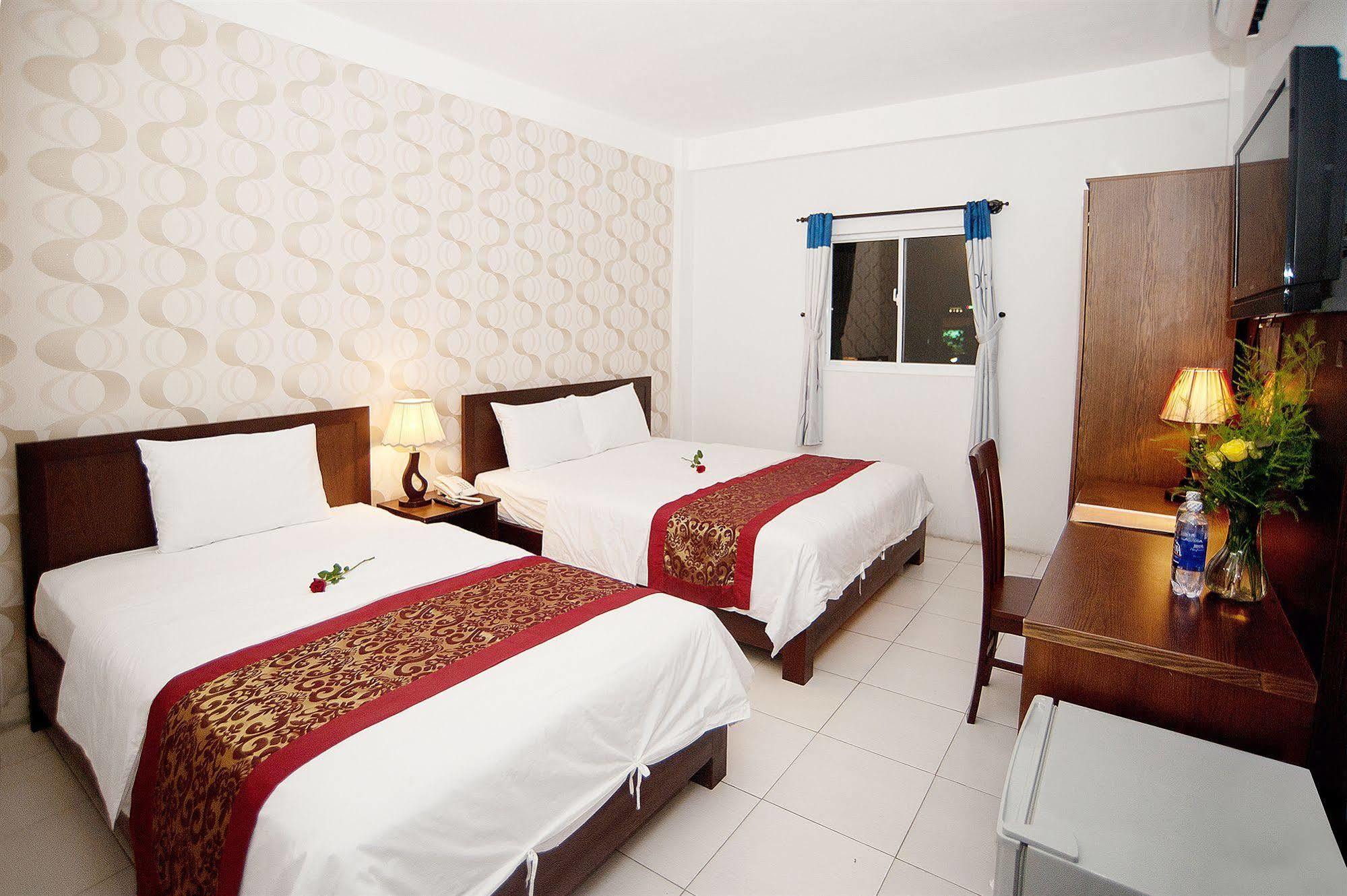 Bin Star Hotel Da Nang Buitenkant foto