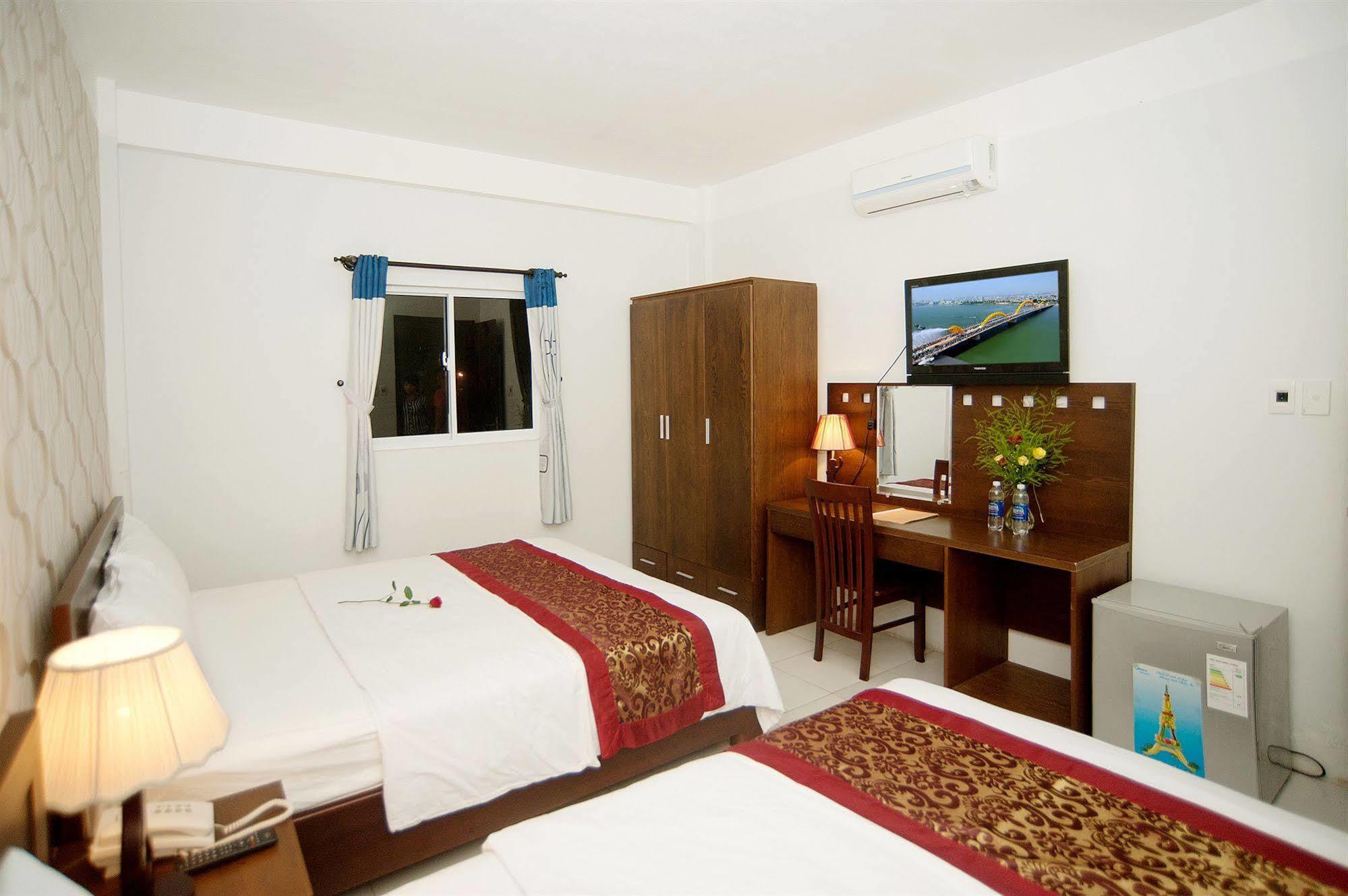 Bin Star Hotel Da Nang Buitenkant foto