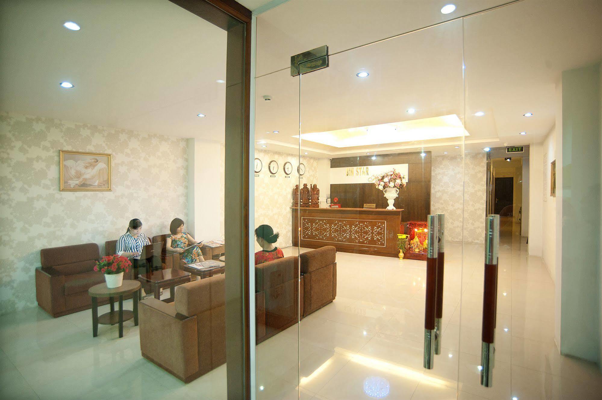Bin Star Hotel Da Nang Buitenkant foto